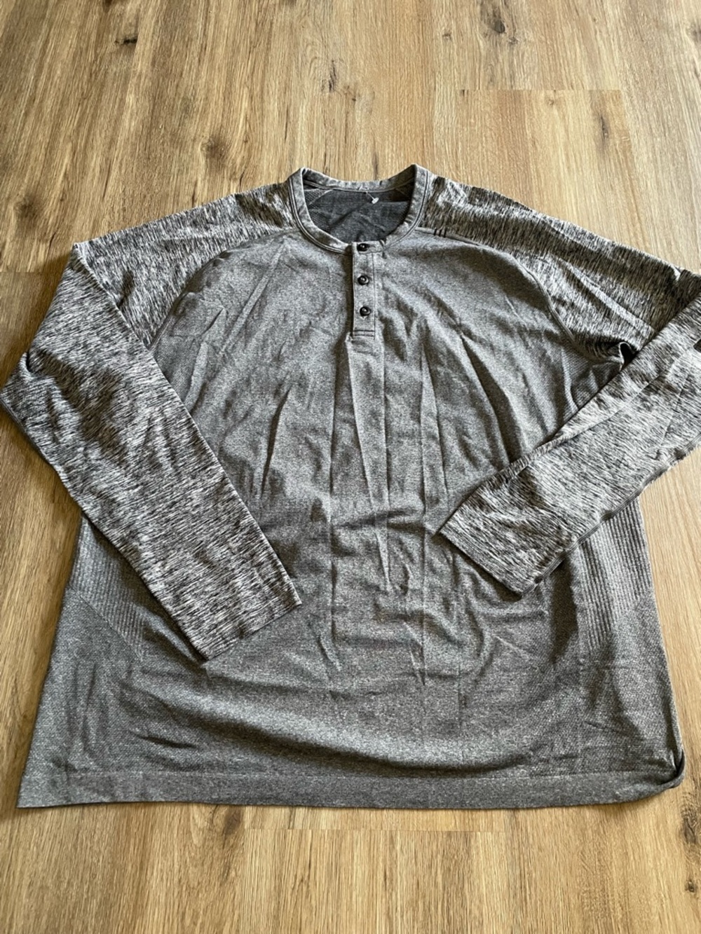 Lululemon men’s longsleeve xxl